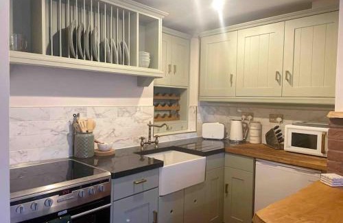 Minehead House | Carpenters Cottage Quirky home Seaside town