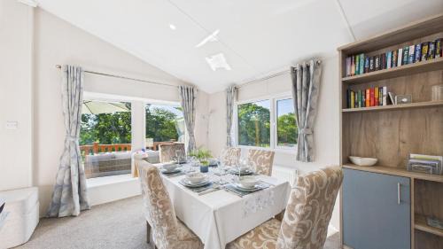 Ryde Ski Chalet | Carpenters Lodge the perfect dog friendly retreat