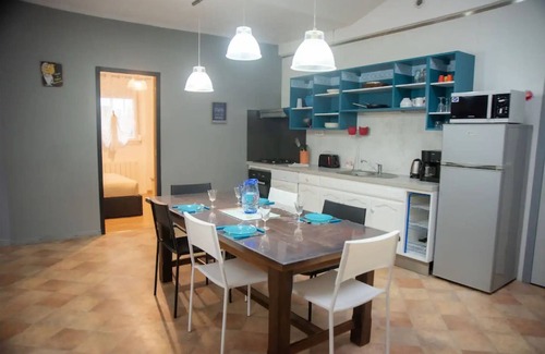 Chateauroux Ski Chalet | Carpentry - 2 bedrooms - air conditioning - wifi