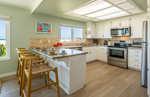 Carpinteria Condo | Carpinteria Dreamin' - Beachfront Condominium on Carpinteria Beach