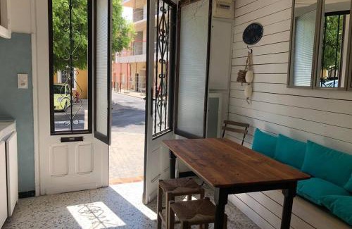 Sainte-Marie-la-Mer House | Carrer del Sol