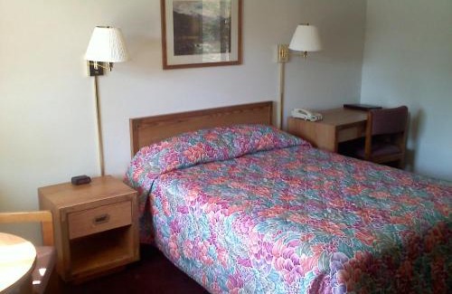 Lake Placid Hotel | Carriage House Motor Inn