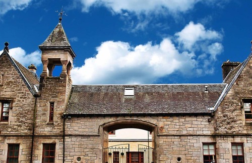 Arden Cottage | Carriage Lodge sleeps 8 - sleeps 8 guests in 4 bedrooms