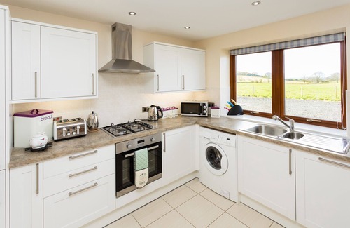 Linlithgow Cottage | carribber cottages set in beautiful countryside Linlithgow 15 minutes by car