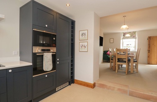 Thursby Cottage | CARROCK COTTAGE, family friendly, with open fire in Dalston