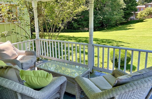 Harpers Ferry Cottage | Carrot Top Cottage surrounded by National Park