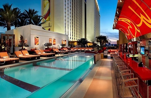 Sunrise Manor Hotel | Carson Tower Grand King at Golden Nugget Las Vegas, Outdoor Pool