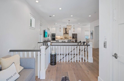 Seagrove Beach House | Cart+4 Bikes! Pool-Adjacent, 10 Min Walk to Beach! Balcony Overlooking the Pool!