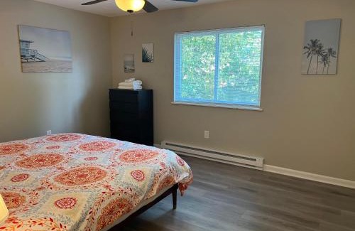 Norwood Apartment | Carter #6 Two Bedroom Apartment near Xavier