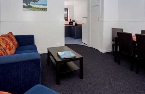 Cape Foulwind Hotel | Carters Beach Top 10 Holiday Park