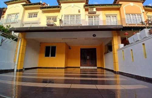 Taman Dusun Nyior House | Cartoon world homestay