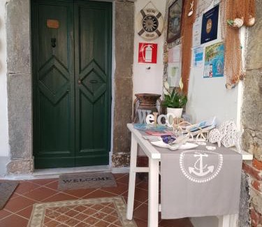 Fezzano Bed & Breakfast | carugio del fezzano