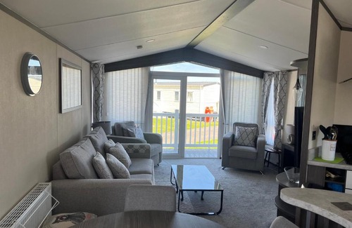 Southminster Other | Carvan E102