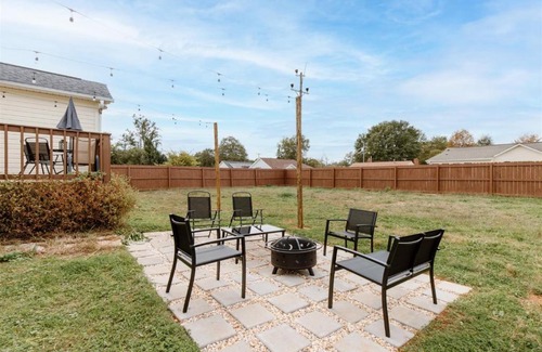 Parker House | Carver St, 100