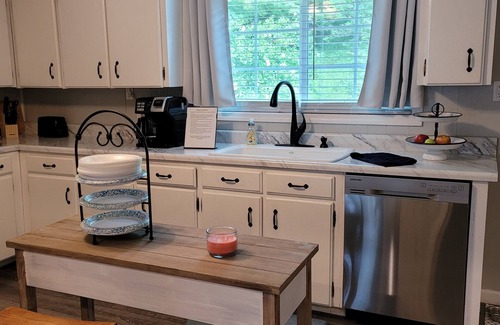 Caryville House | Caryville Retreat - Park and Ride