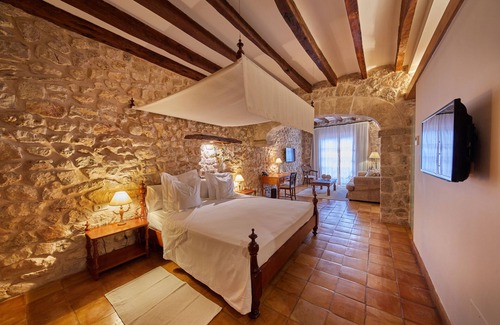 Lloseta Hotel | Cas Comte Suites & Spa - Adults Only