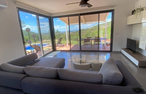 Silves Resort | Casa Alfarobeira, vila for 4P+baby with private pool in natural protect erea
