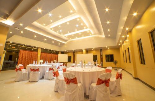 Puerto Princesa City Centre Hotel | Casañas Suites