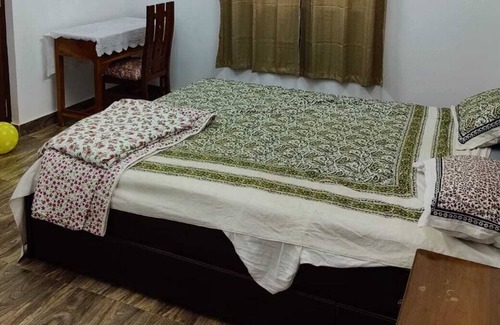 Benaulim Apartment | Casa 1 - Apartment with air conditioning, Hi speed internet to WFH