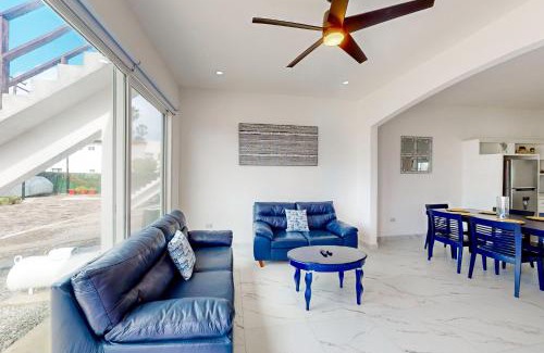 La Paloma House | Casa 12 - Playa Arcangel