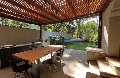 Teresopolis House | Casa 13 Floresta Boa Vista - Casa Espetacular com 6 Quartos e Arquitetura Única