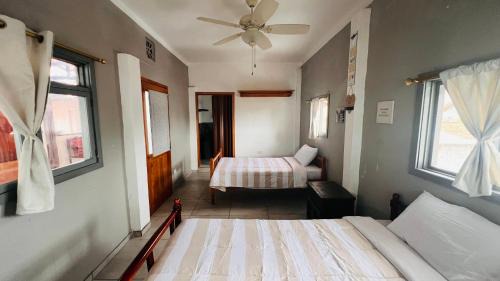 Bahia de la Academia Apartment | Casa #344 - Habitación 3 - Full-Twin Bed - AIR CONDITIONING
