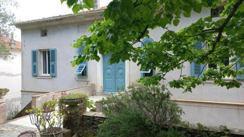 Ersa Bed & Breakfast | Casa A Rota Chambres d'Hôtes dans une maison d'Américains