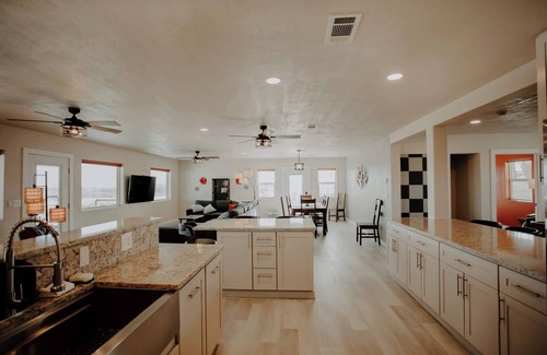 Study Butte-Terlingua House | Casa Abuelo Loco, Terlingua's Premier Vacation Rental