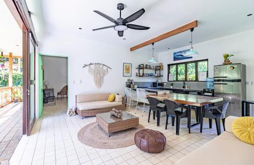 Cocles House | Casa Ackee