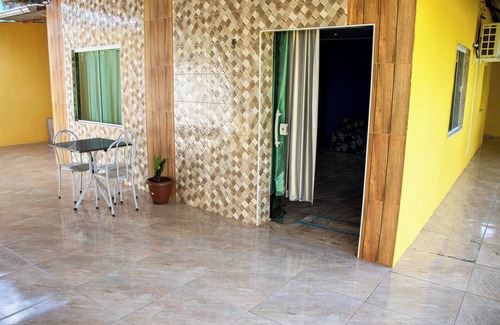 Castelo da Torre House | Casa aconchegante com piscina em Camaçari/BA
