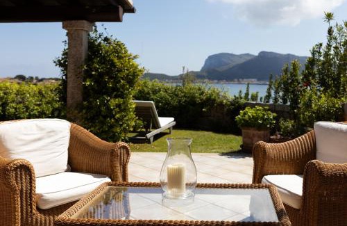 Baia Caddinas Apartment | Casa Acqua e Pietra by Wonderful Italy