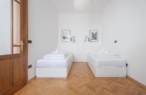 Riva del Garda Apartment | Casa Adriana, lake view and fortress