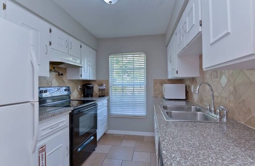 East Ybor House | Casa Ahora! 3-Beds Walk to 7th Strip & TECO Trolly