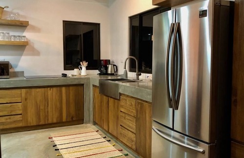 Coco House | Casa Aire, near Liberia Airport and close to the beach - Playas del Coco.