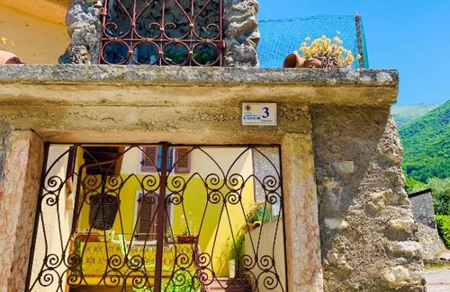 Malcesine Apartment | Casa al Capitello