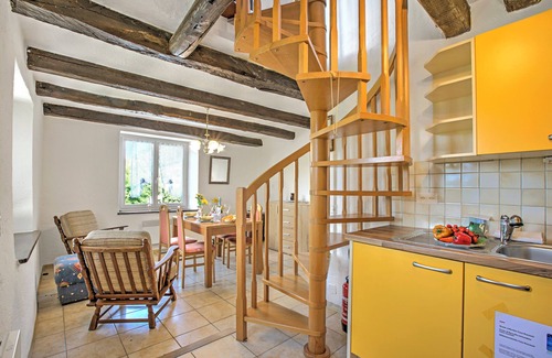 San Nazzaro Apartment | Casa al runchett, Gambarogno, San Nazzaro, Switzerland