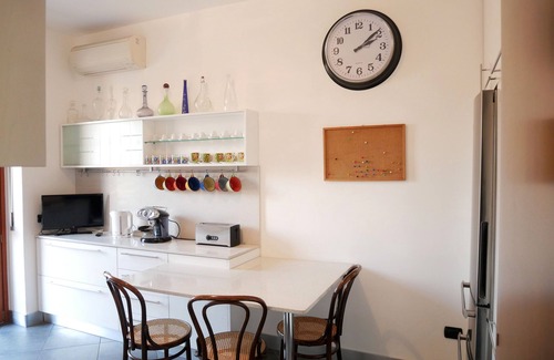 Milano Due Apartment | Casa Alberata: spacious three-room apartment in the green of Milan2