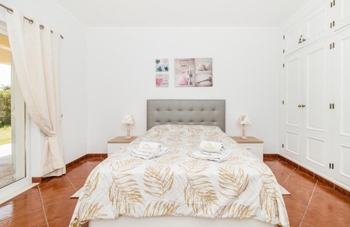 Alporchinhos Villa | Casa Alegre by Algarve Golden Properties