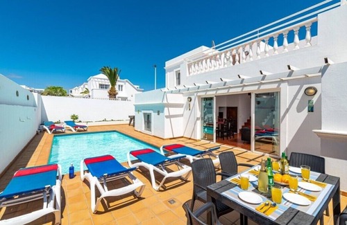 Los Mojones Villa | Casa Allure, Puerto Del Carmen, Great location, H Pool and Hot Tub