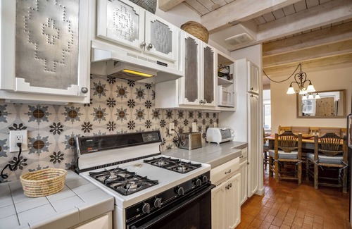 South Capitol House | Casa Alto | Cozy Santa Fe Retreat