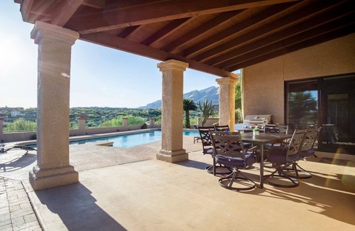 Cimarron Foothills Estates House | Casa Amable: desert oasis with pool & views