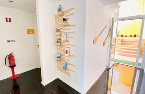 Albufeira House | Casa Amarela Guesthouse