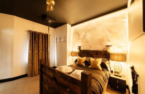 Southampton Apartment | Casa Amor - Adult Only Jacuzzi Suite