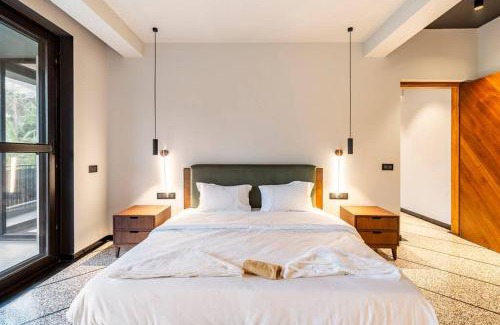 Nagoa Villa | Casa Andalucia B by Mirashya Homes - 4bhk Super Luxurious Spanish Villa near the Beach