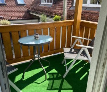 Wallersdorf Apartment | Casa Andrea Apartment mit Balkon