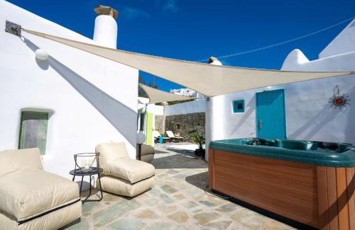 Plintri House | Casa Annaise Mykonos - Cycladic Gem with Pool & Jacuzzi