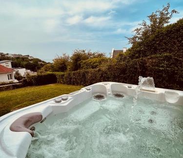 Donville-les-Bains Villa | Casa Antoine 15pers : vue mer, 10 min à pied plage