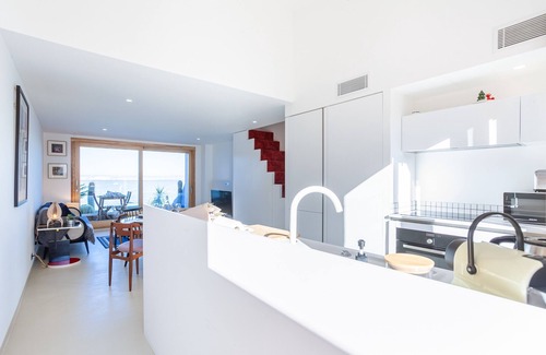 8th Arrondissement Apartment | Casa Ao - Duplex avec terrasse vue mer