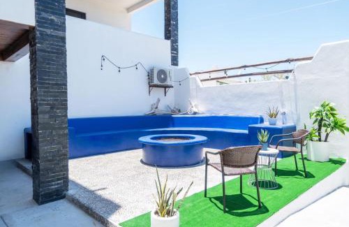 La Ventana Hotel | Casa Arrecife - Dorado Suite, Fast Wifi & Balcony! Beach is steps away!