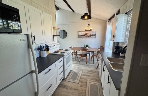 Torrington House | Casa At Pine Lake